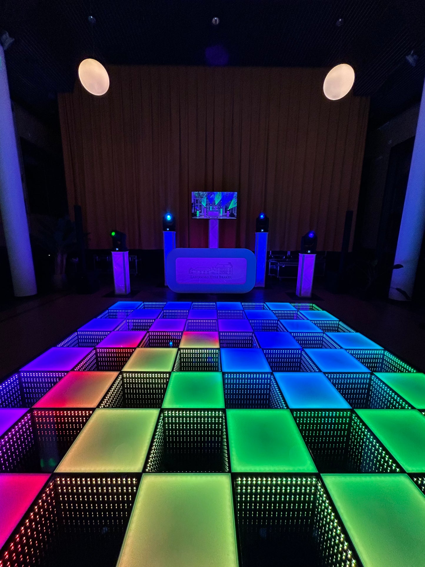 LED dansvloer 4x4 meter op bruiloft
